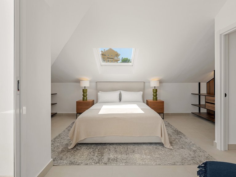 Penthouse for Sale in Marbella, Malaga, Nueva Andalucia 6