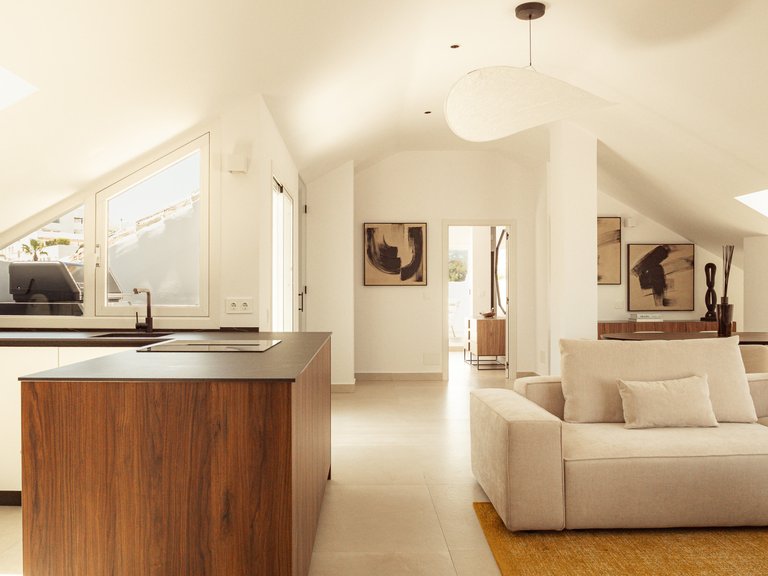 Penthouse for Sale in Marbella, Malaga, Nueva Andalucia 7