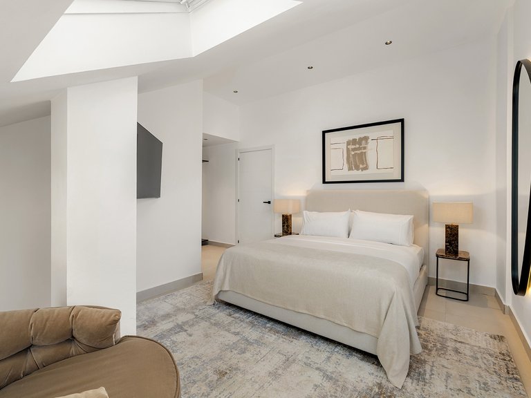 Penthouse for Sale in Marbella, Malaga, Nueva Andalucia 10