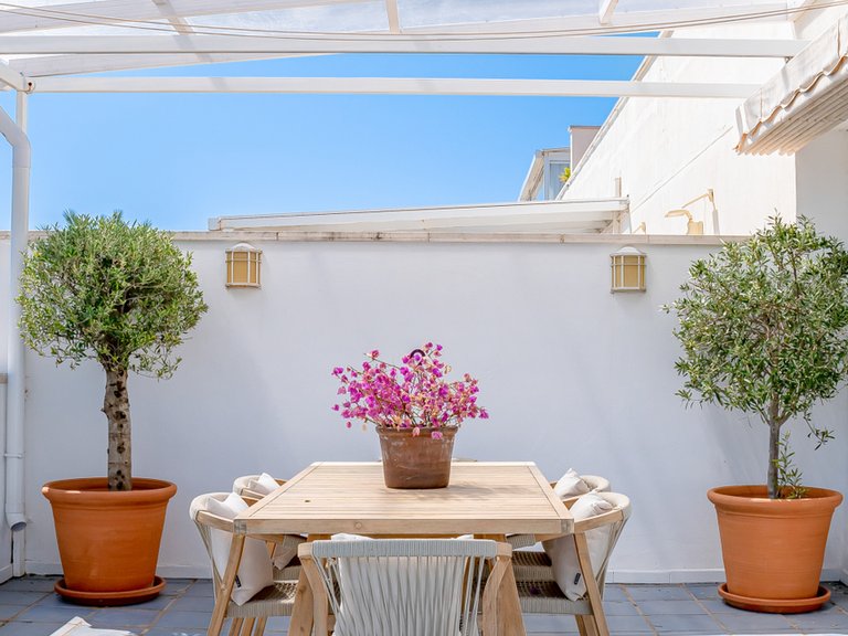 Penthouse for Sale in Marbella, Malaga 39