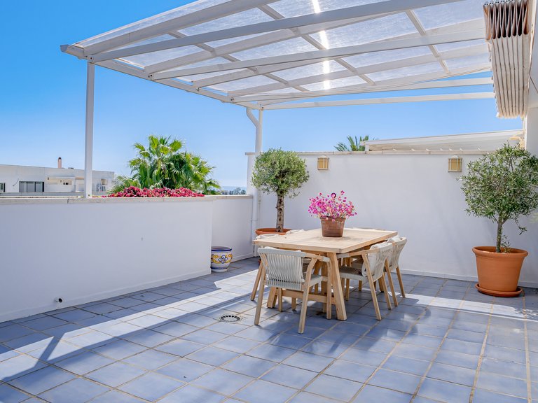 Penthouse for Sale in Marbella, Malaga 38