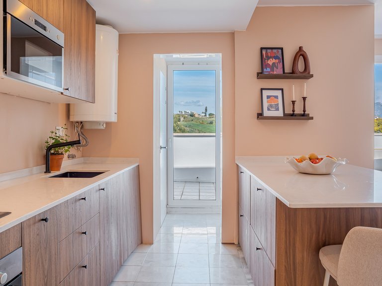 Penthouse for Sale in Marbella, Malaga 13