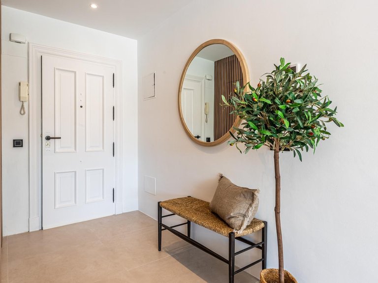 Apartment for Sale in Benahavis, Malaga, 14