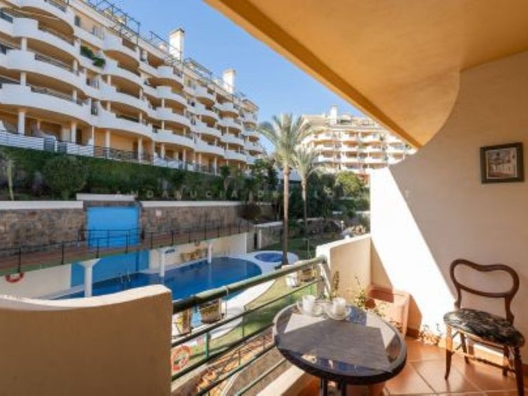 Apartment for Sale in Marbella, Malaga, Nueva Andalucia 14