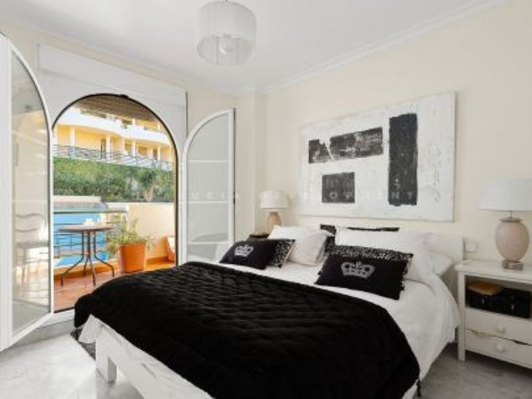 Apartment for Sale in Marbella, Malaga, Nueva Andalucia 8