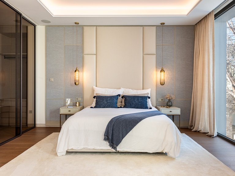 Villa for Sale in Marbella, Malaga, Nueva Andalucia 49