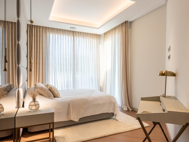 Villa for Sale in Marbella, Malaga, Nueva Andalucia 36