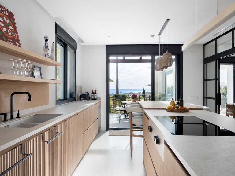 Villa for Sale in Benahavis, Malaga, Los Flamingos 22