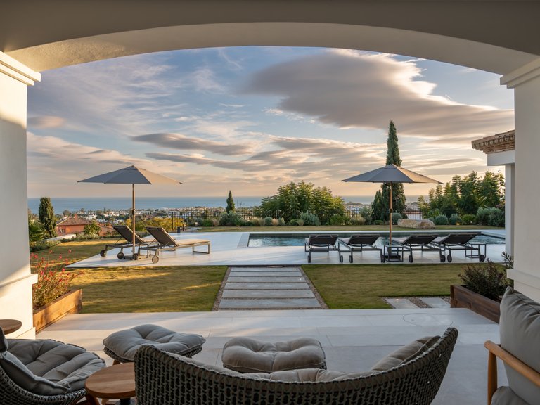 Villa for Sale in Benahavis, Malaga, Los Flamingos 58