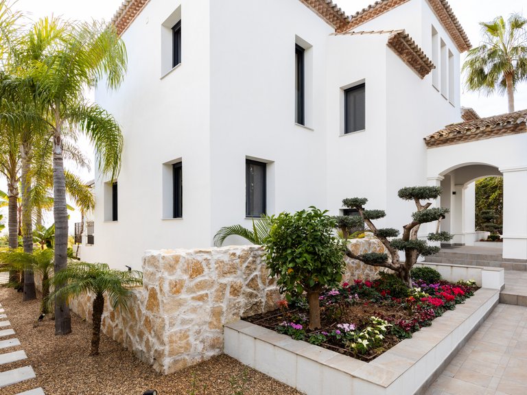 Villa for Sale in Benahavis, Malaga, Los Flamingos 8