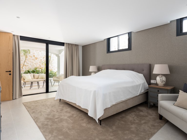 Villa for Sale in Benahavis, Malaga, Los Flamingos 45