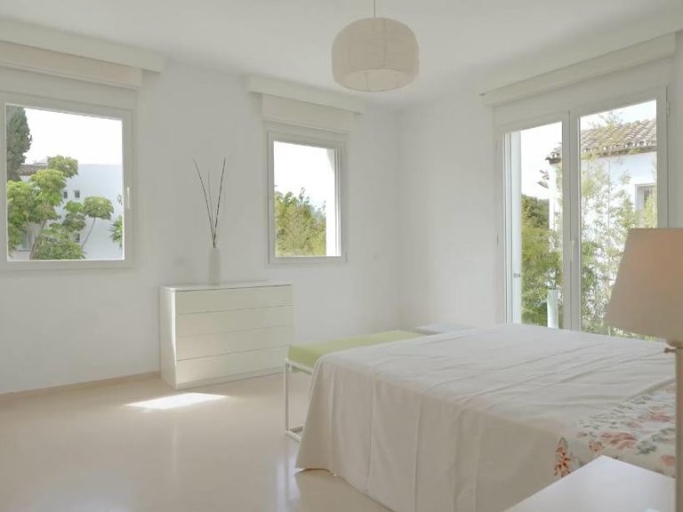 Villa for Sale in San Pedro De Alcantara, Malaga 20