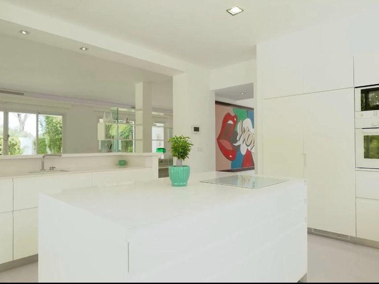 Villa for Sale in San Pedro De Alcantara, Malaga 11