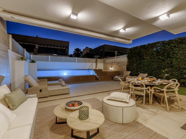 Town House for Sale in Marbella, Malaga, Marbella - Puerto Banus 4