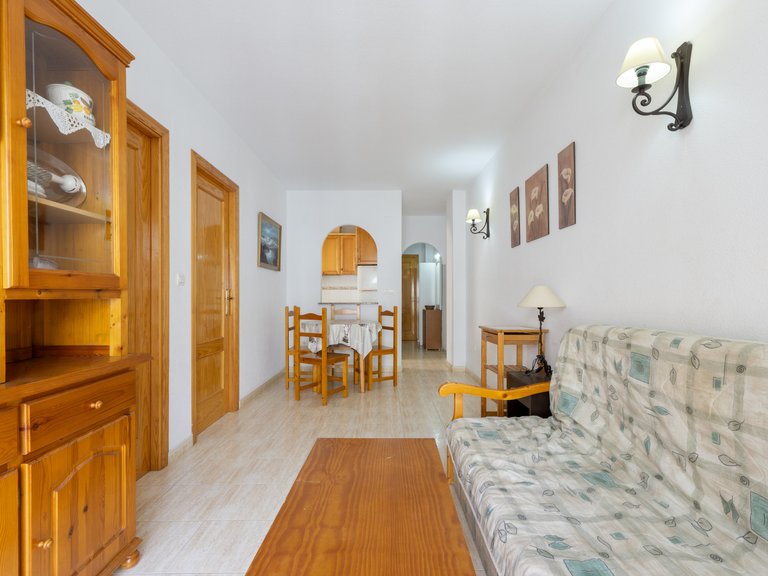 Apartment for sale in Torrevieja, Alicante 1