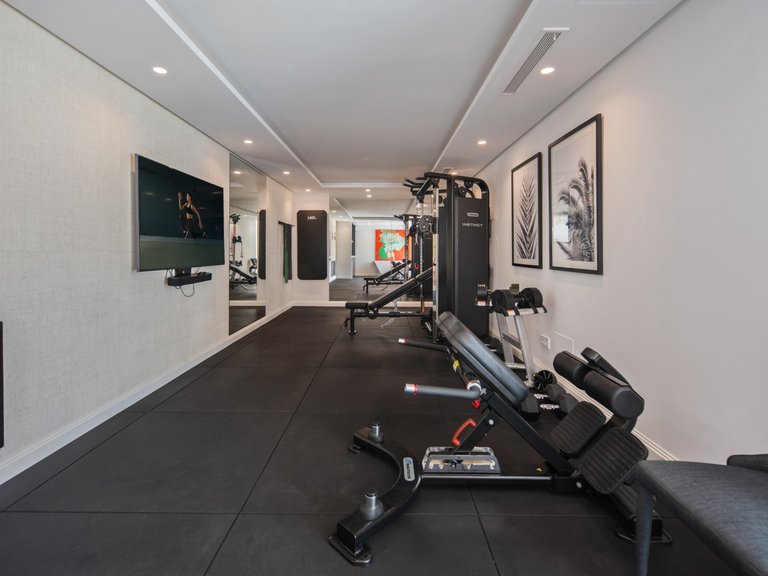 Villa for Sale in Marbella, Malaga, Nueva Andalucia 33