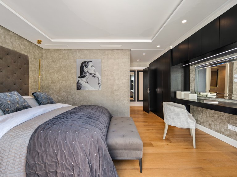 Villa for Sale in Marbella, Malaga, Nueva Andalucia 25
