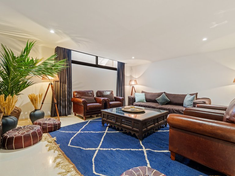 Villa for Sale in Marbella, Malaga, Nueva Andalucia 13