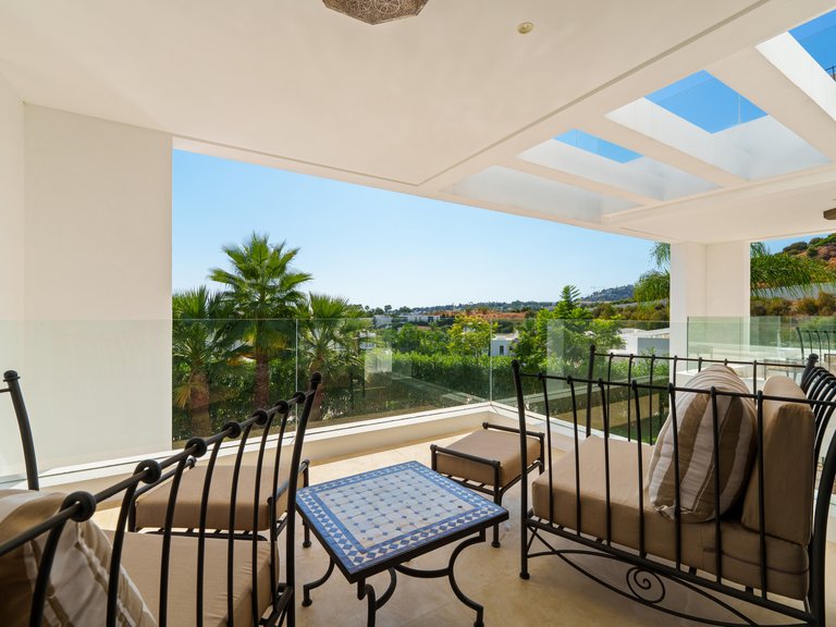 Villa for Sale in Marbella, Malaga, Nueva Andalucia 22