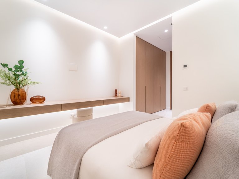 Villa for Sale in Marbella, Malaga, Marbella Este 54