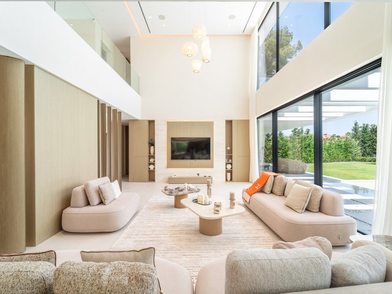 Villa for Sale in Marbella, Malaga, Marbella Este 3