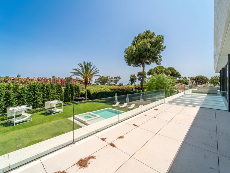 Villa for Sale in Marbella, Malaga, Marbella Este 10