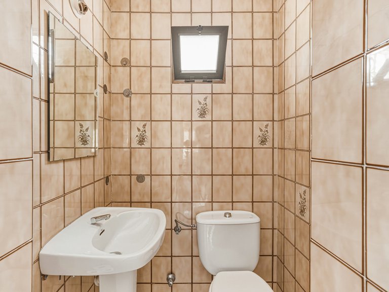Villa for Sale in Marbella, Malaga, Nueva Andalucia 7