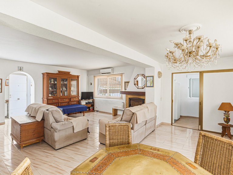 Villa for Sale in Marbella, Malaga, Nueva Andalucia 5