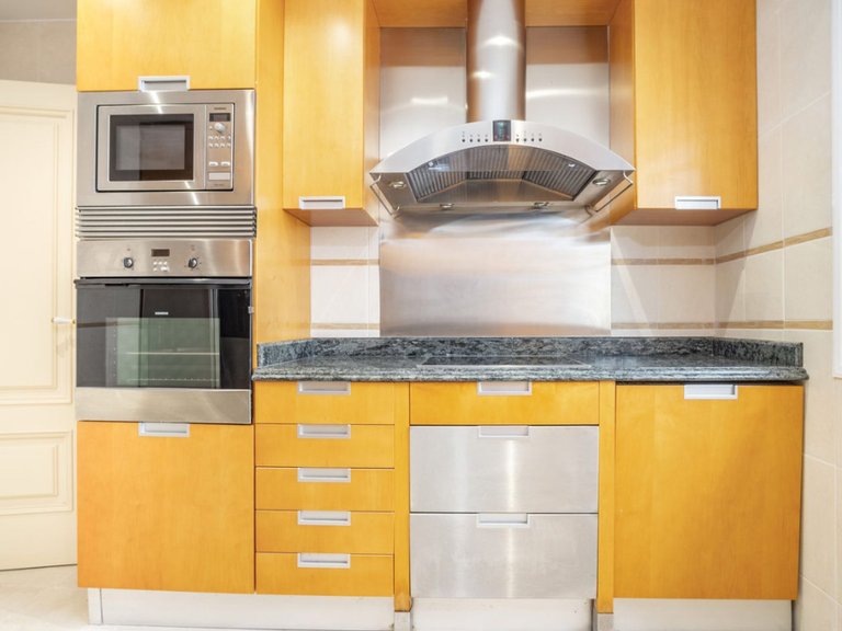 Apartment for Sale in Marbella, Malaga, Marbella Golden Mile 8