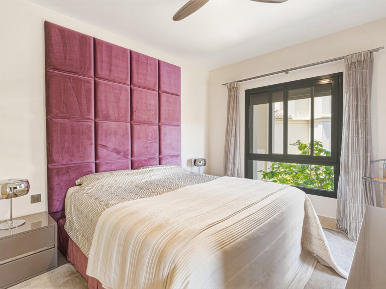 Apartment for Sale in Benahavis, Malaga, Los Capanes del Golf 20