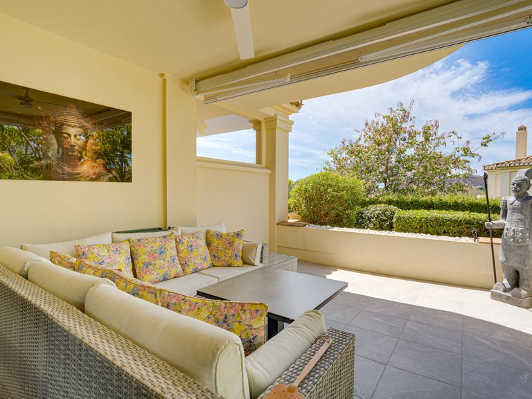 Apartment for Sale in Benahavis, Malaga, Los Capanes del Golf 12