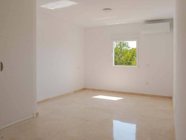 Apartment for Sale in Estepona, Malaga 13