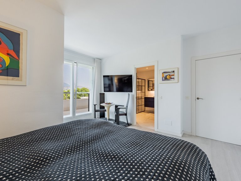 Middle Floor Apartment For Sale In Guadalmina Alta 13