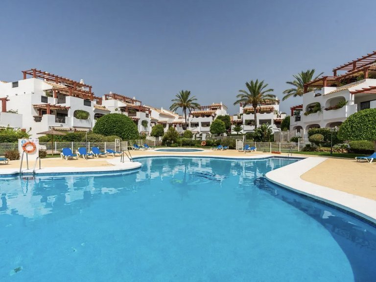 Apartment for Sale in San Pedro de Alcantara, Malaga, 1