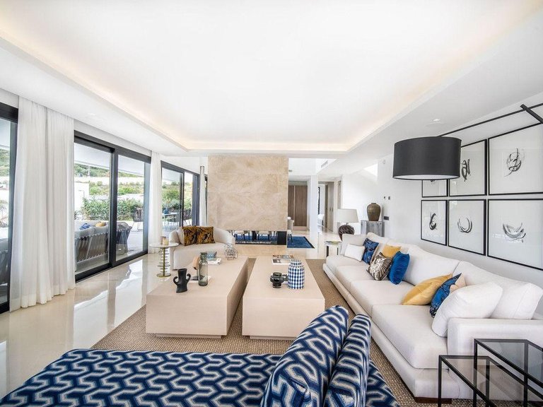 Villa for Sale in Marbella, Malaga 17