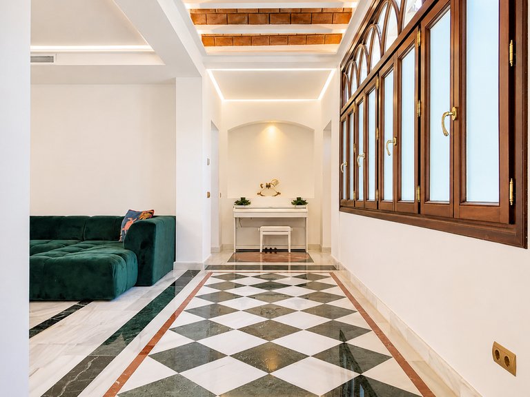 Apartment for Sale in Marbella, Malaga 27
