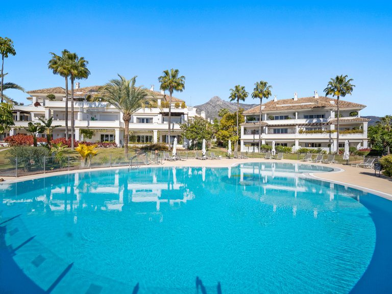 Apartment for Sale in Marbella, Malaga 33