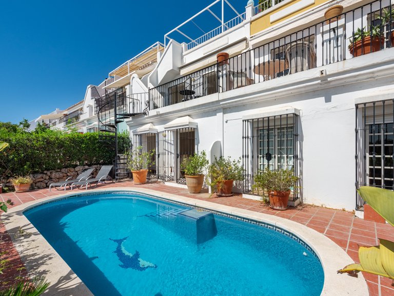 Town House for Sale in Marbella, Malaga 17
