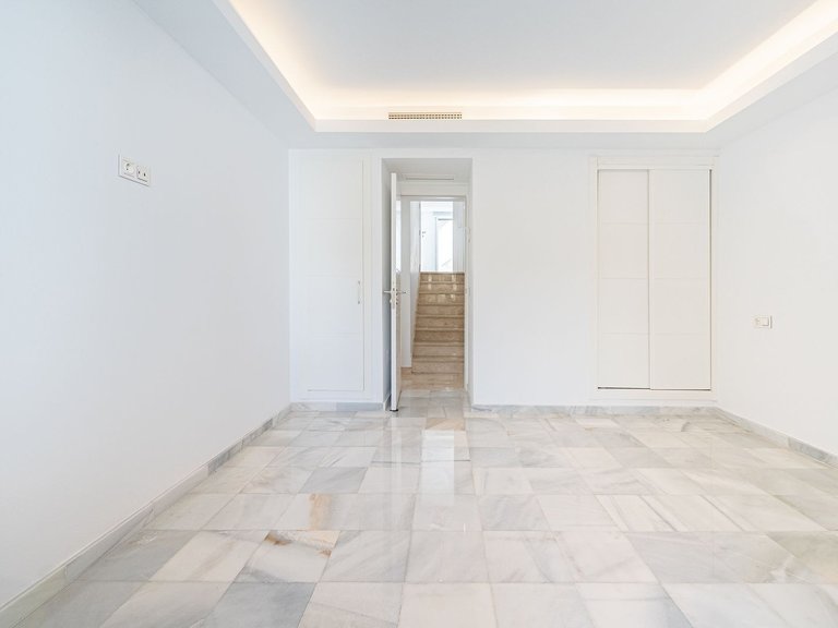 Außergewöhnliches Reihenhaus mit flexiblem Wohnen in der Nähe von Puerto Banús 18