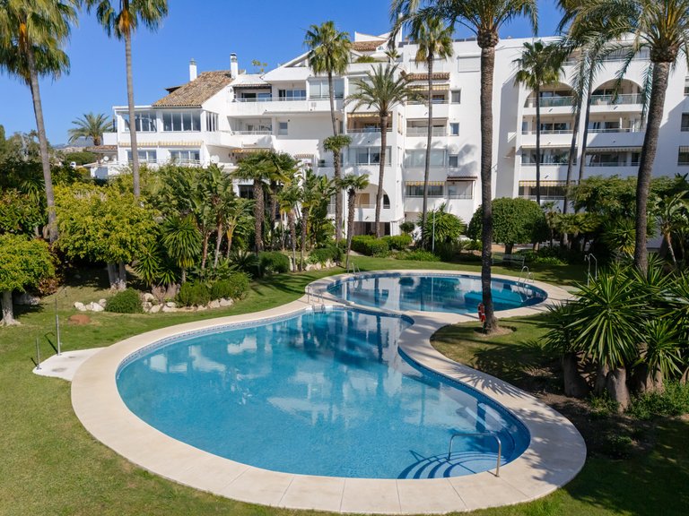 Apartment for Sale in Estepona, Malaga 27