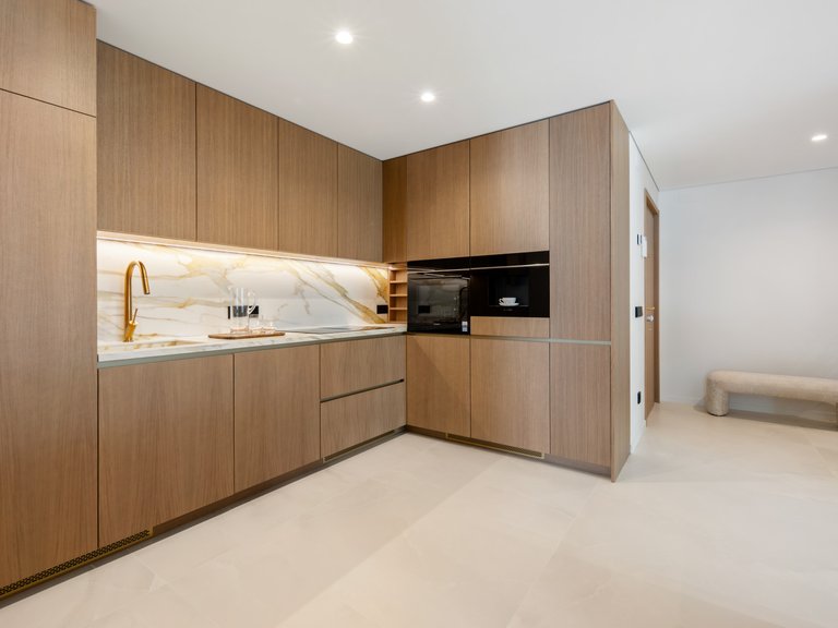 Penthouse for Sale in Marbella, Malaga, Marbella Este 9