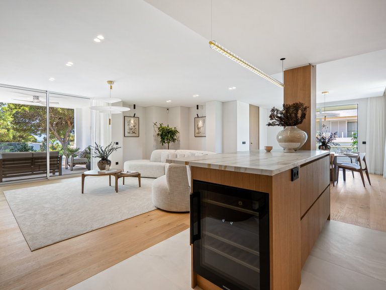 Penthouse for Sale in Marbella, Malaga, Marbella Este 3