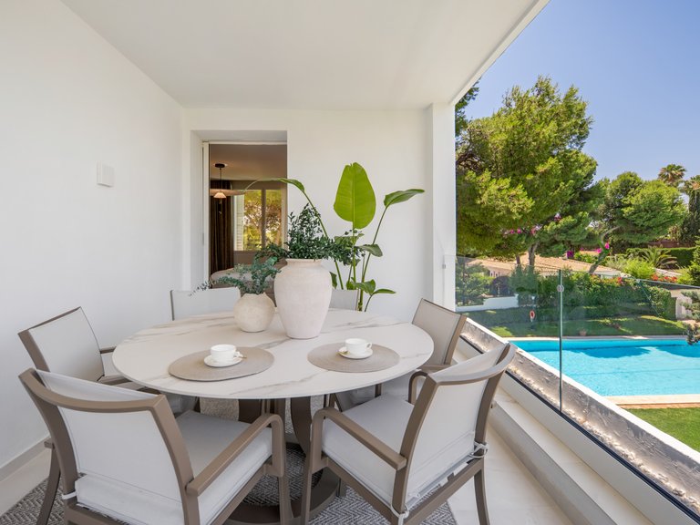 Penthouse for Sale in Marbella, Malaga, Marbella Este 4