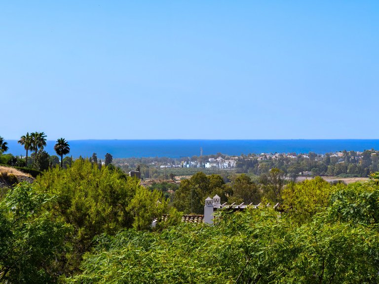 Apartment for Sale in Benahavis, Malaga 2