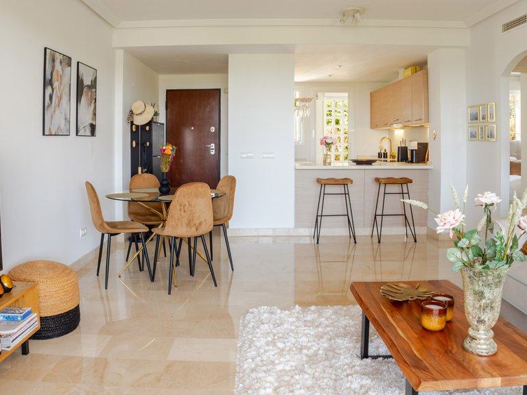 Apartment for Sale in Benahavis, Malaga 9