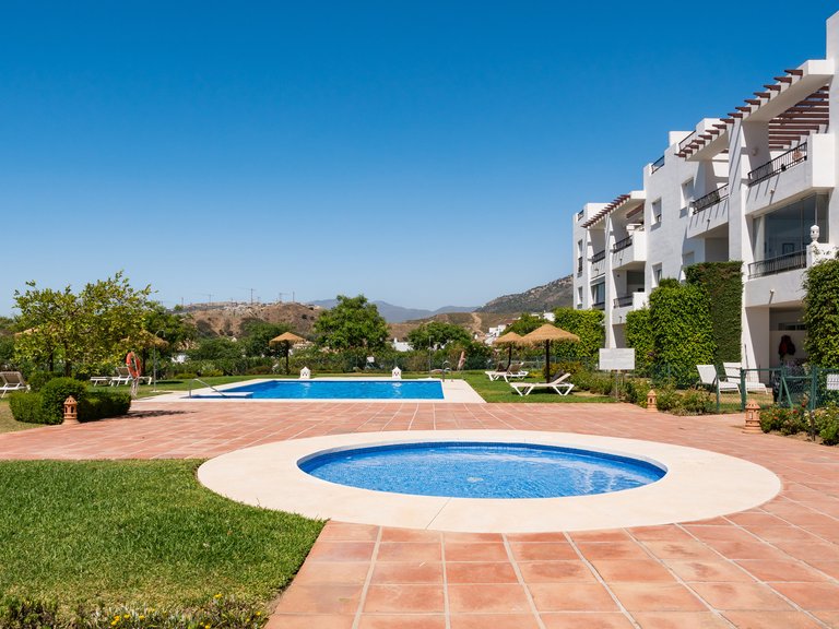Apartment for Sale in Benahavis, Malaga 32