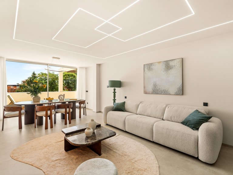 Villa for Sale in Benahavis, Malaga, La Quinta 4