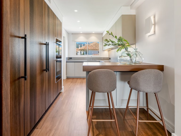 Apartment for Sale in Marbella, Malaga, Marbella Golden Mile 13
