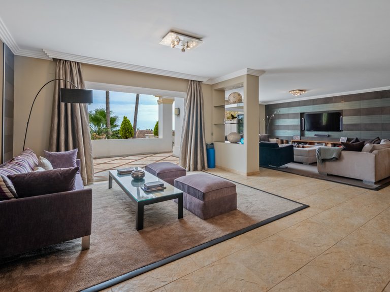 Apartment for Sale in Marbella, Malaga, Marbella Golden Mile 9