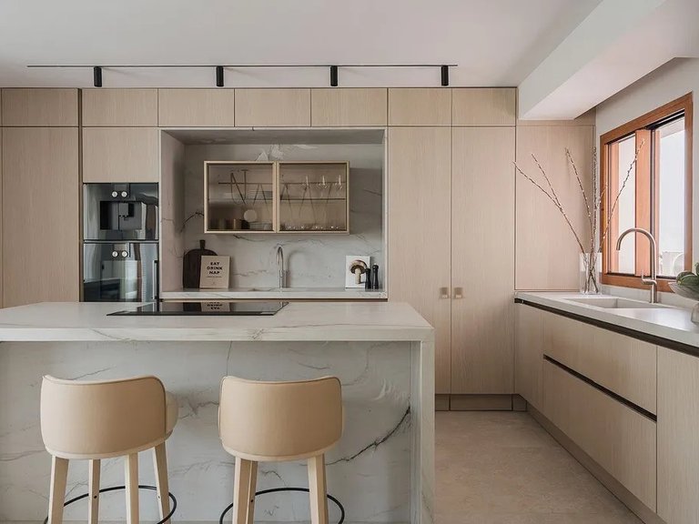 Apartment for Sale in Marbella, Malaga, Nueva Andalucia 9